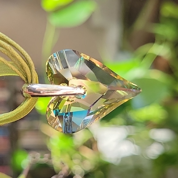 Heart crystal necklace - Picture 2 of 5